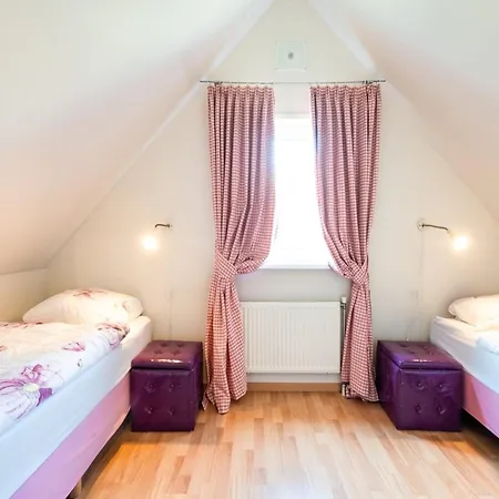 Comfortable 6-person Holiday home